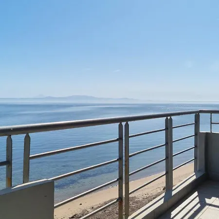 Coastal Maisonette Nyaraló *