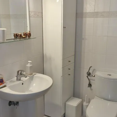 Дом отдыха Coastal Maisonette *